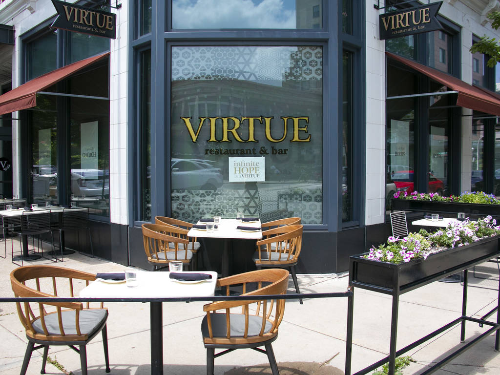 26 Best Outdoor Restaurants, Patios and Cafes in Chicago