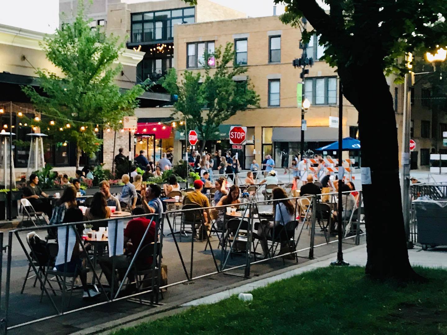 11 Chicago Streets That Are Open for Outdoor Dining