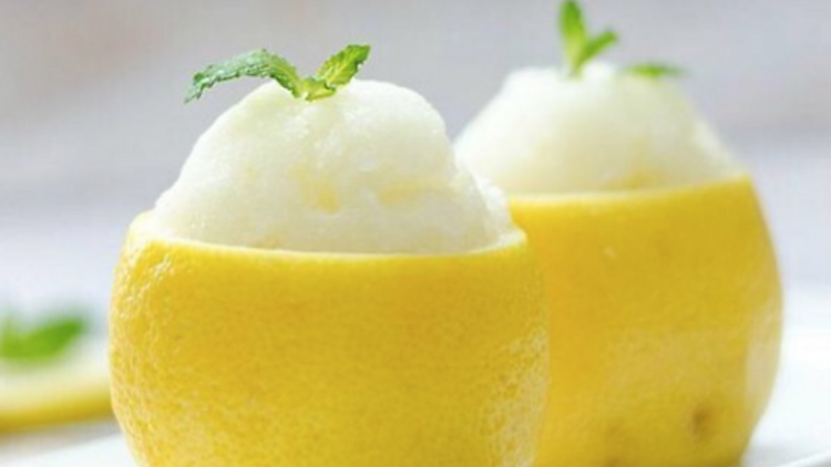 Gocce di Latte: helado de pomelo con sal de yuzu