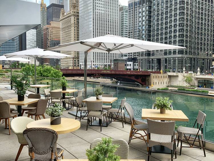 Pizzeria Portofino opens along the Chicago Riverwalk from LEYE