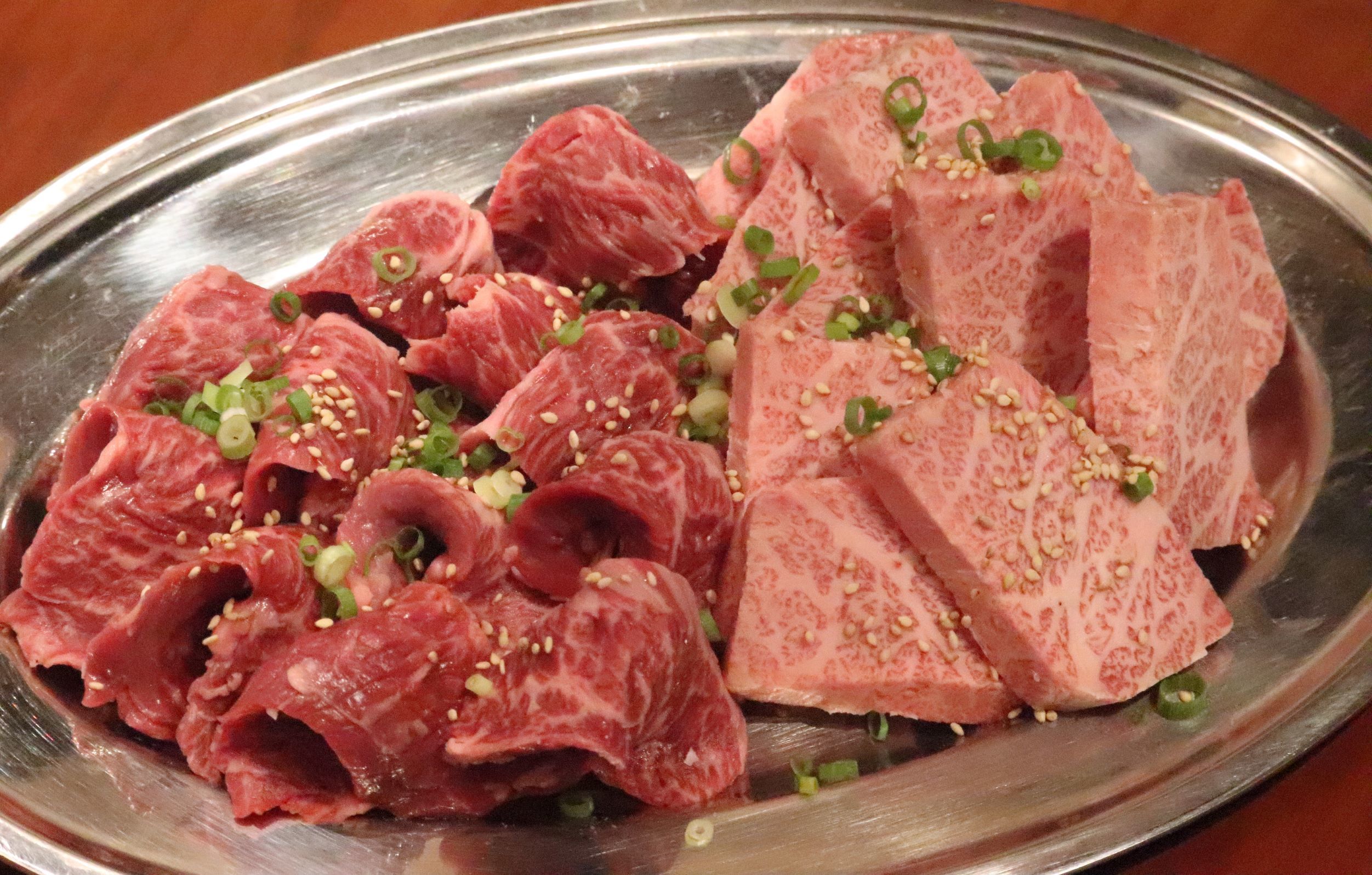 焼肉 牛の涎