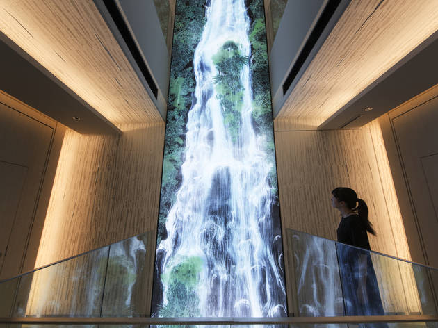 ‘Universe of Water Particles on the Living Wall’ teamLab ‘Universe of Water Particles on the Living Wall’ teamLab