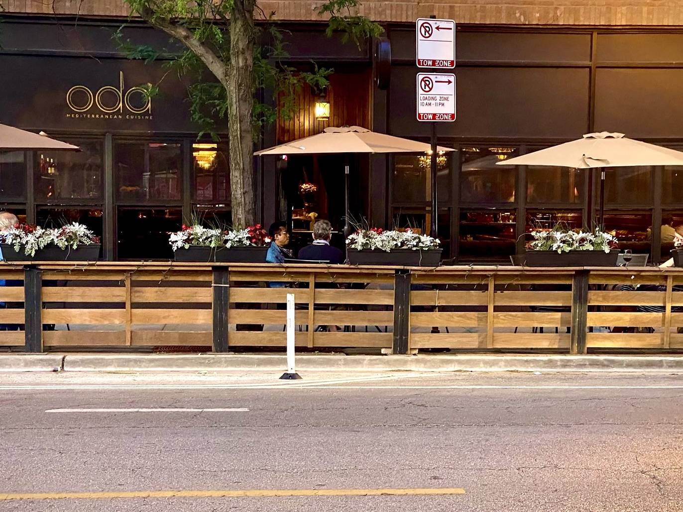 34 dogfriendly patios, restaurants and breweries in Chicago