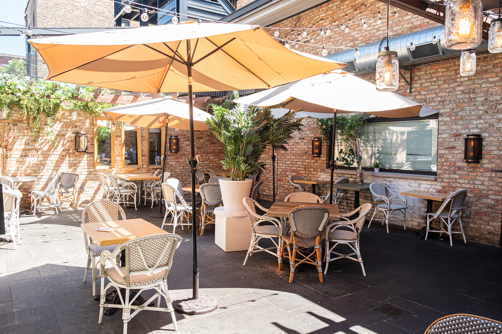 13 Hidden Patios And Rooftops In Chicago For Outdoor Dining