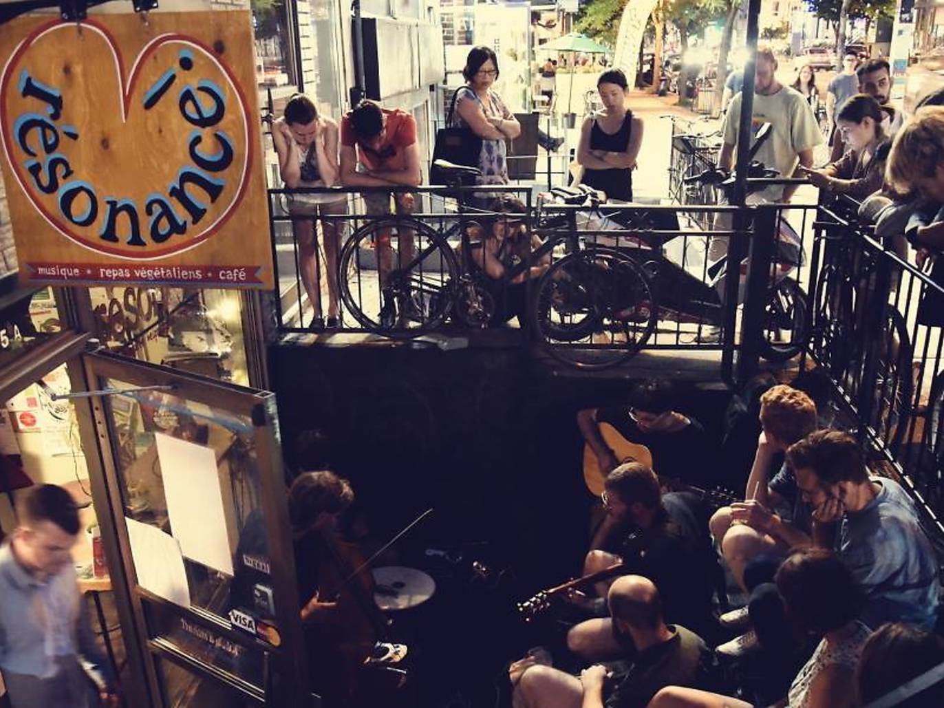 The Best Jazz Bars in Montreal Where the Live Music is Hot