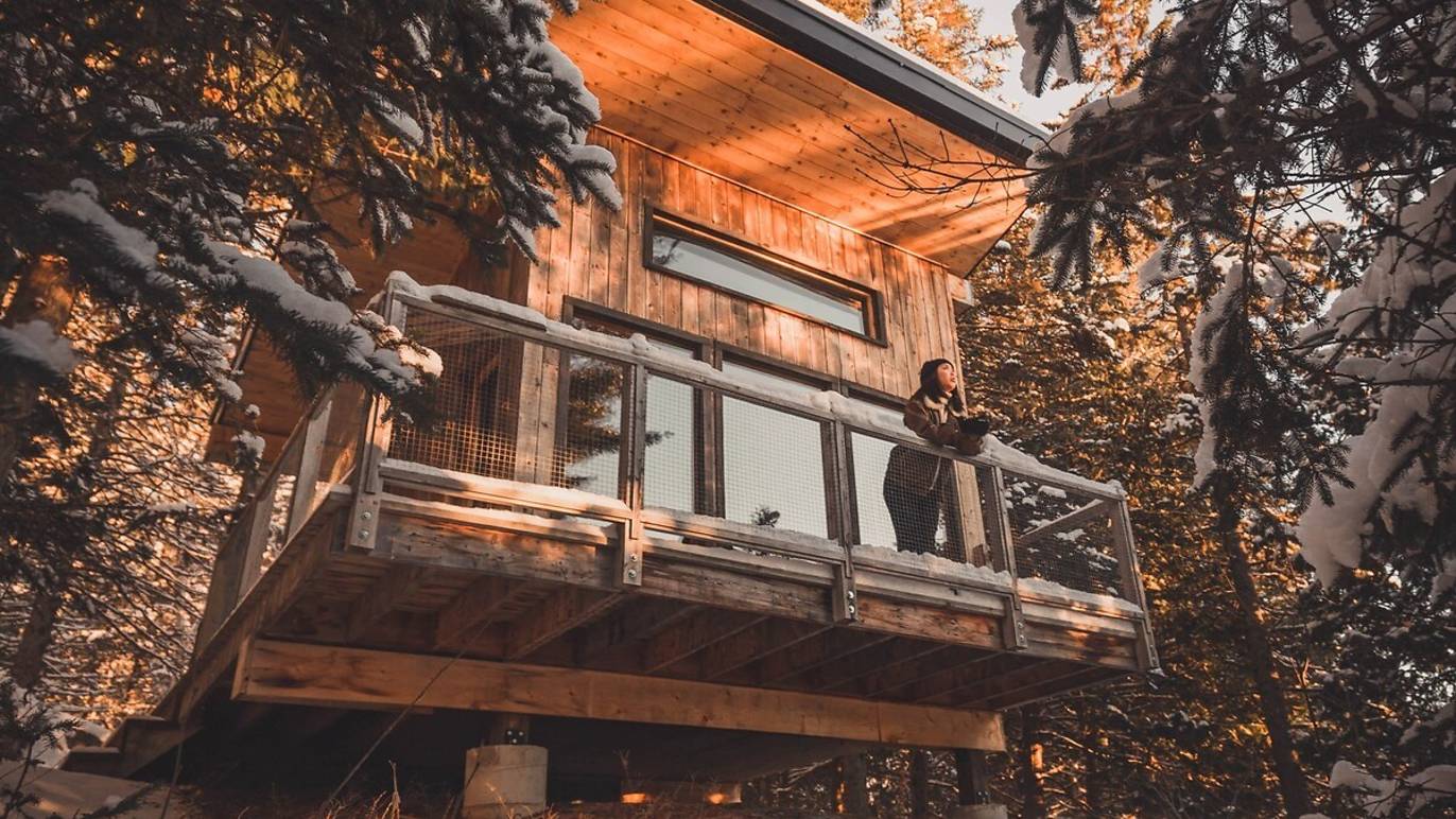 The 25 Best Chalet Airbnbs Near Montreal For Winter Getaways