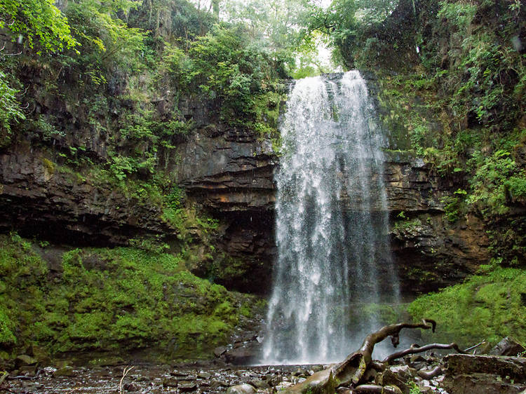 Henrhyd Falls, Powys