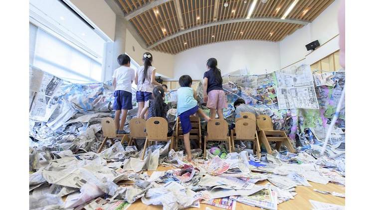 中島佑太《あっちがわとこっちがわをつくる（旅行に行くならイタリアか北海道か）》2015年 撮影：加藤甫