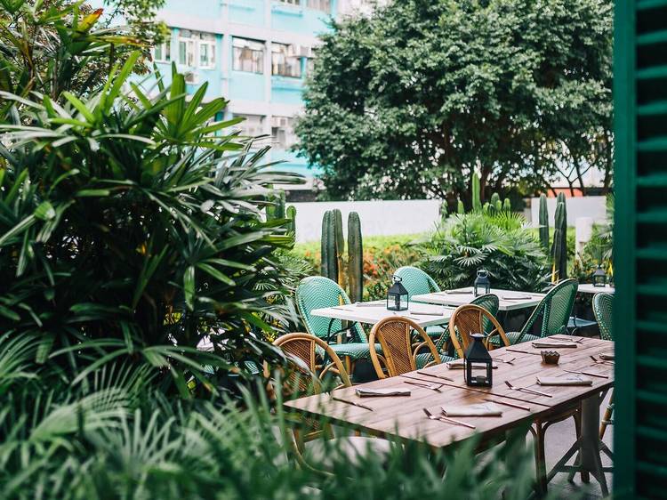 Best restaurants in Hong Kong with outdoor seating