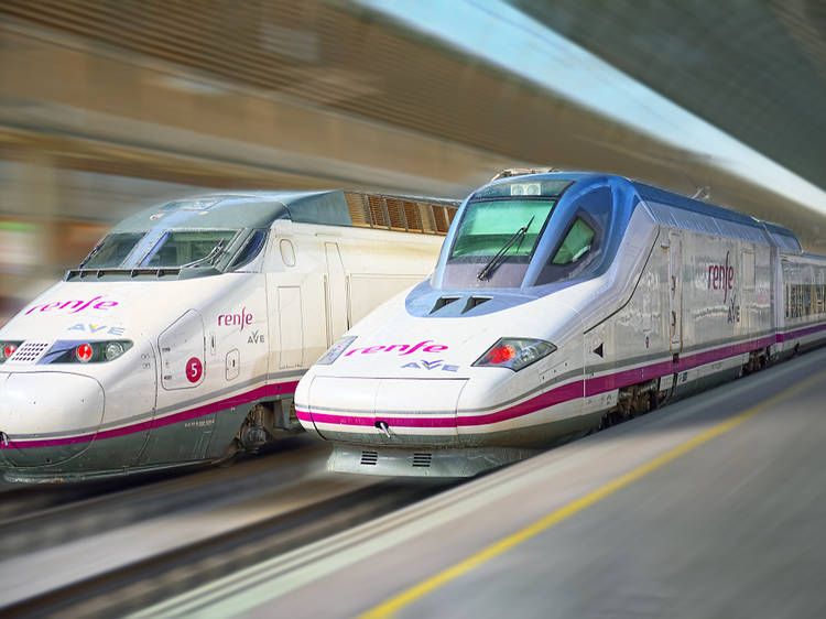 Renfe lanza 200.000 billetes con descuento de Ave y Larga Distancia para este verano