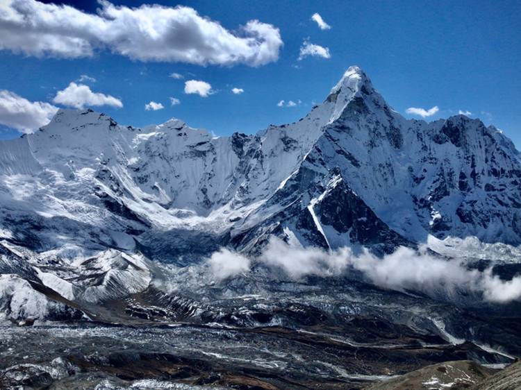 Everest, Nepal and China