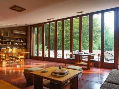 6 Amazing Frank Lloyd Wright Homes Near Chicago You Can Rent