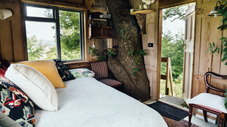 Treehouse Retreat, Kent 