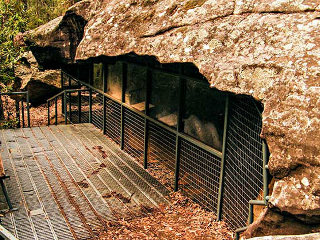 Red Hands Cave Blue Mountains Red Hands Cave Blue Mountains