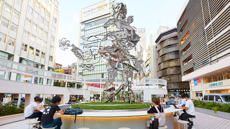 Shinjuku has a new community art park with a 7-metre sculpture