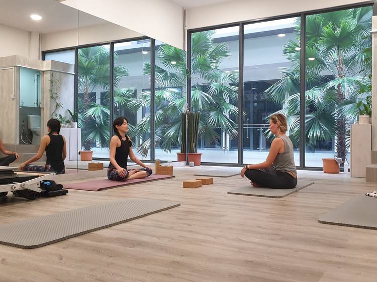 Best Yoga Studios & Classes In Singapore To Sweat, Meditate, and Flow Your  Way To Zen - City Nomads