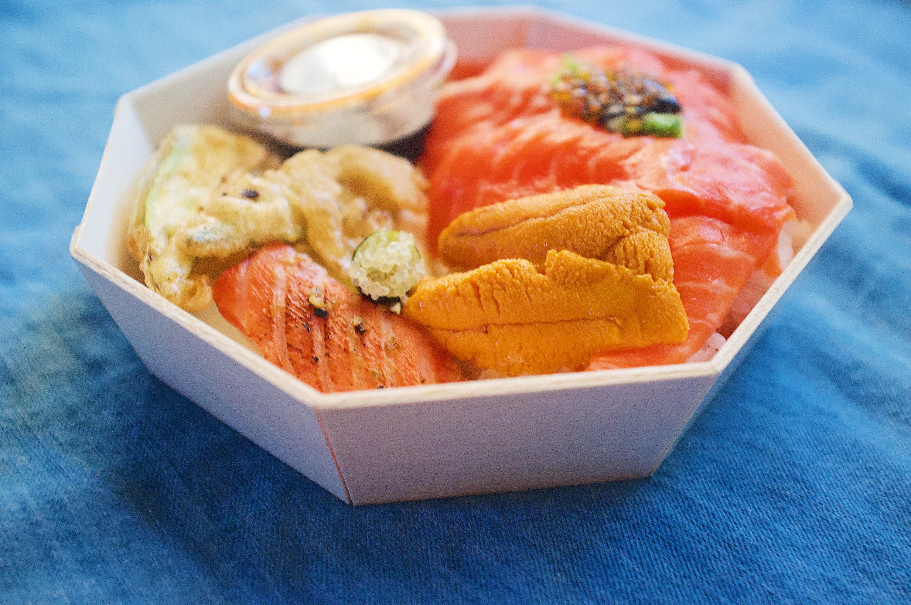 Tiger and the Horse chirashi bowl pop-up