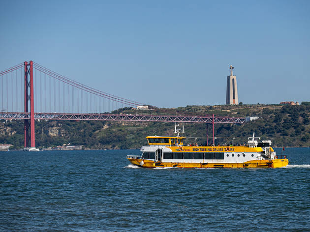 Yellow Boat Yellow Bus Tours