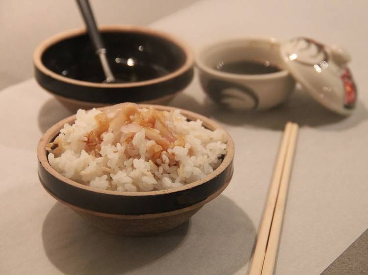 Rice with lard and soy sauce (豬油撈飯)