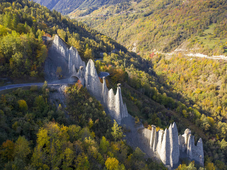 Discover geological wonders in Euseigne