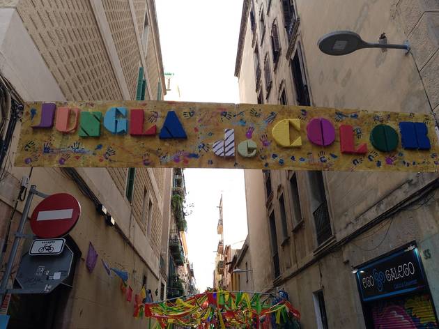 Festa Major de Gàcia 2020. Guarniment del carrer Mozat Festa Major de Gàcia 2020. Guarniment del carrer Mozat