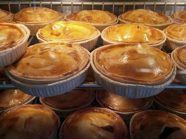 Arsenal fan favourite Piebury Corner has closed its pie shops piebury corner in london
