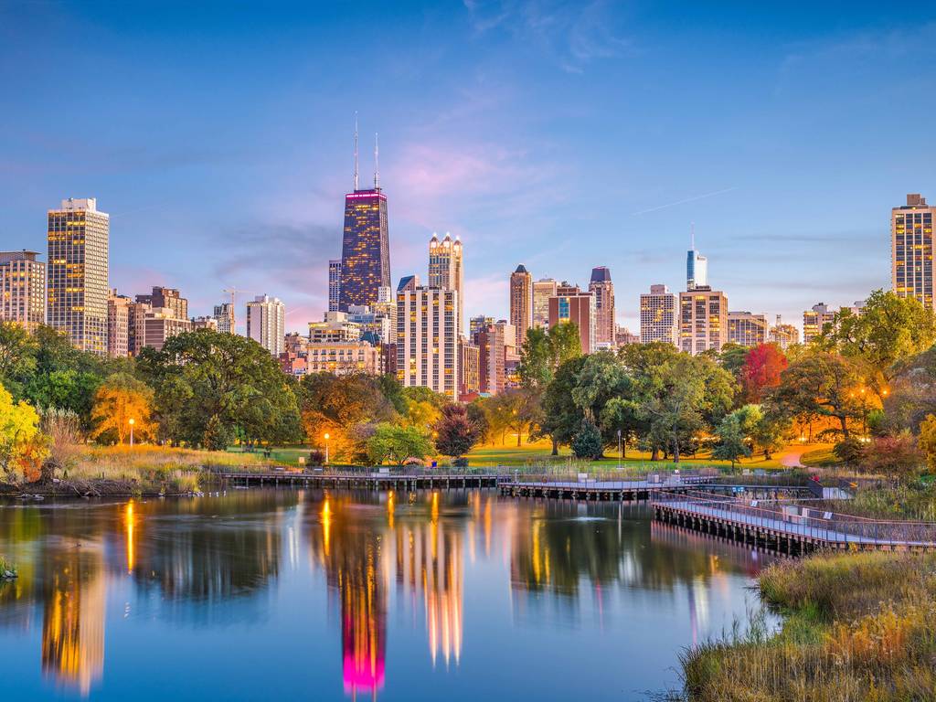 21 Best Places to See Fall Foliage in Chicago in 2022
