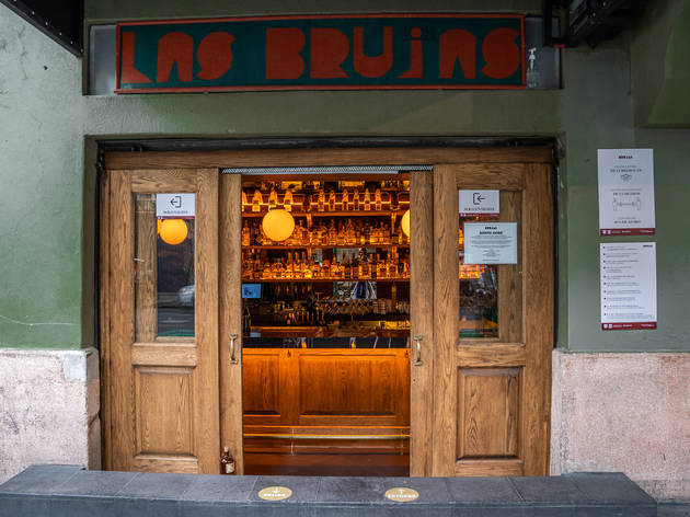 brujas exterior de brujas bar