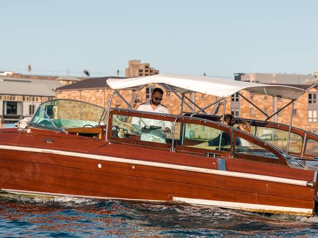 Sydney Luxury Cruise Cruise, Gaze and Graze Sydney Luxury Cruise