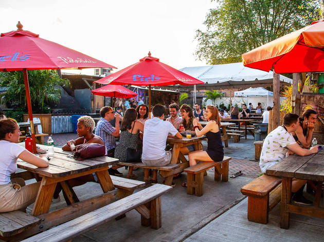 The 21 most in-demand NYC outdoor dining reservations Roberta's