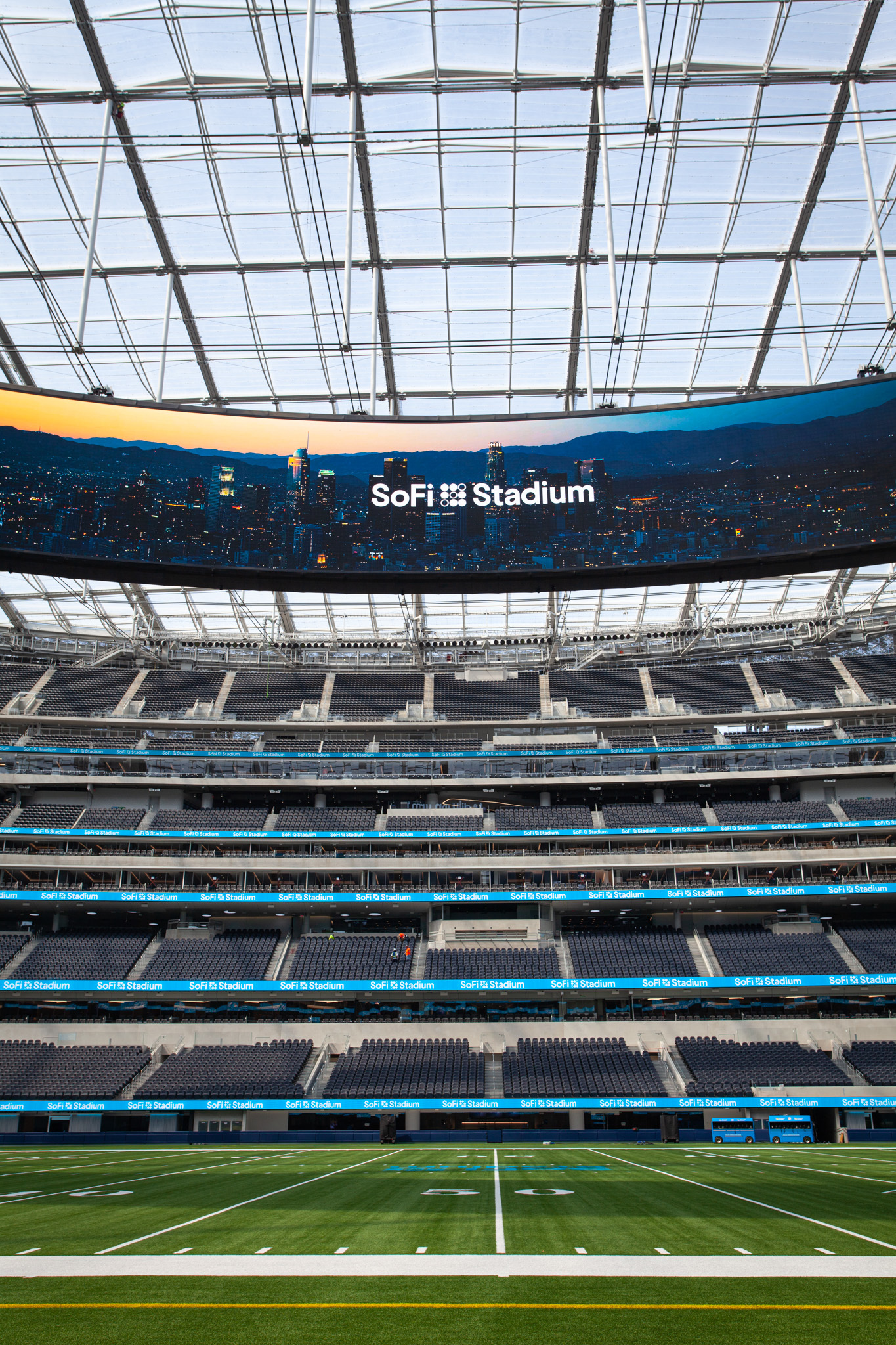 SoFi Stadium Review: Good Sound, Great Seating And A Sea Breeze – Deadline