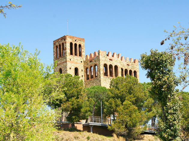 Castell de Torre Baró, Nou Barris. Castell de Torre Baró, Nou Barris.