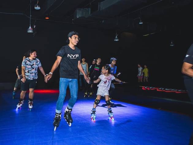 HiRoller Indoor Skating Rink HiRoller Indoor Skating Rink