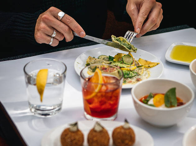 Le Cathcart folds three restaurants into one with Piazza Sociale, a 250-seat Italian resto Le Cathcart folds three restaurants into one with Piazza Sociale, a 250-seat Italian resto