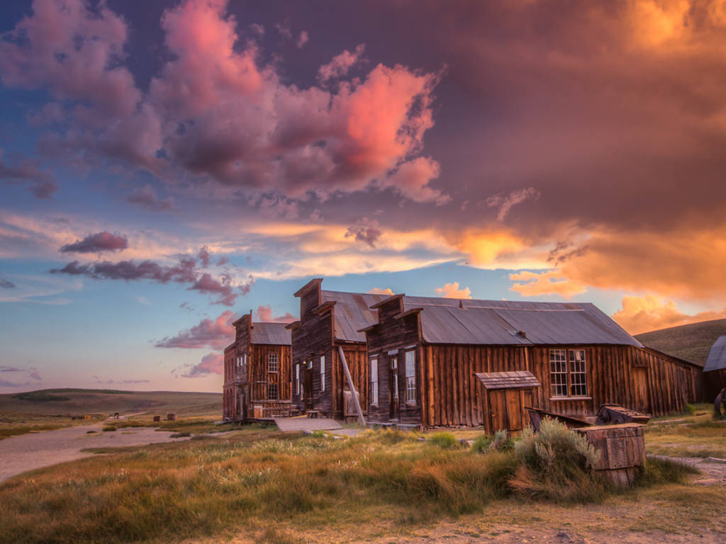 9 Amazing, Authentic Ghost Towns Worth a Road Trip From L.A.