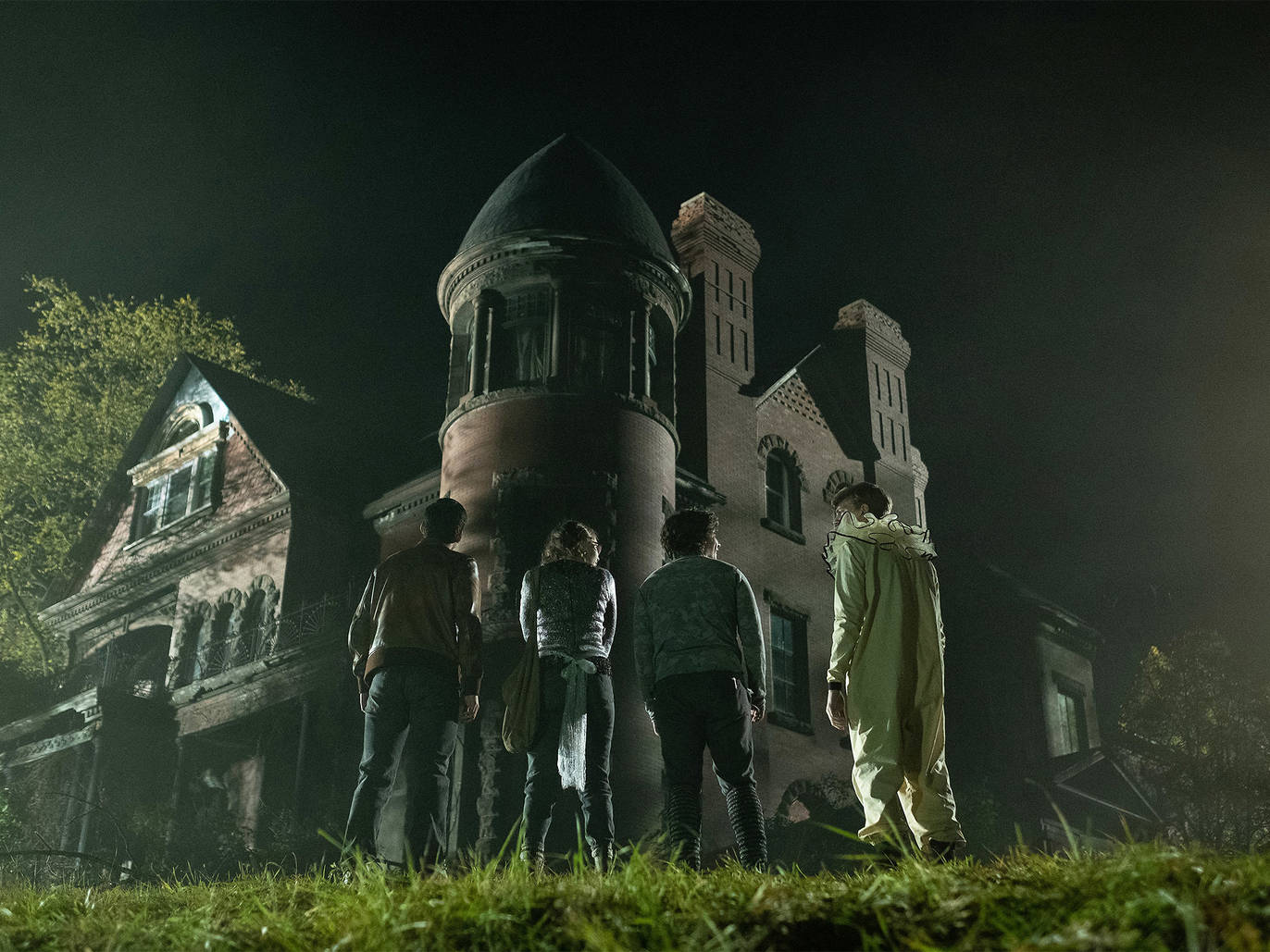 The 25 Best Scary Movies for Kids of All Ages