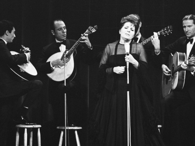Amália Rodrigues Amália Rodrigues