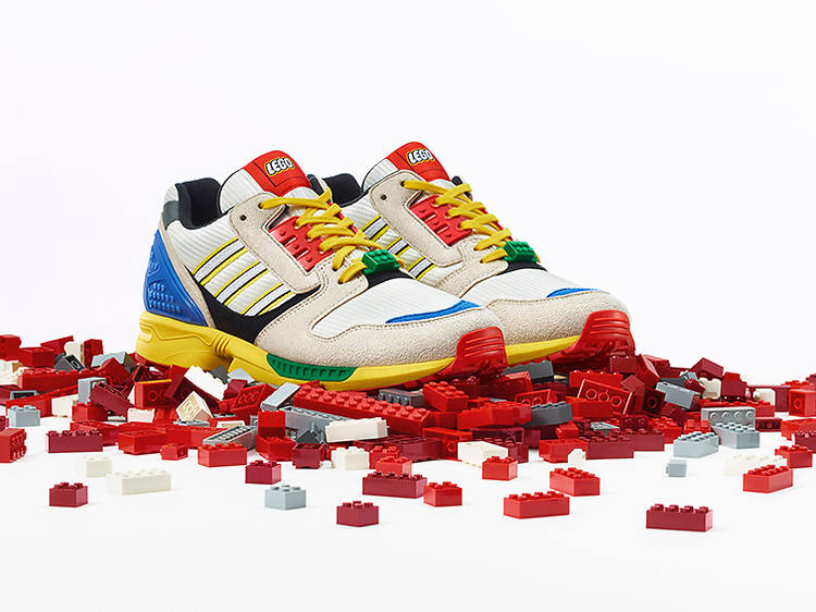 สนีกเกอร์คอลแลปส์ระหว่าง Adidas x LEGO พร้อมวางจำหน่ายให้ใส่ย้อนวัยสนุกได้ 25 ตุลาคมนี้