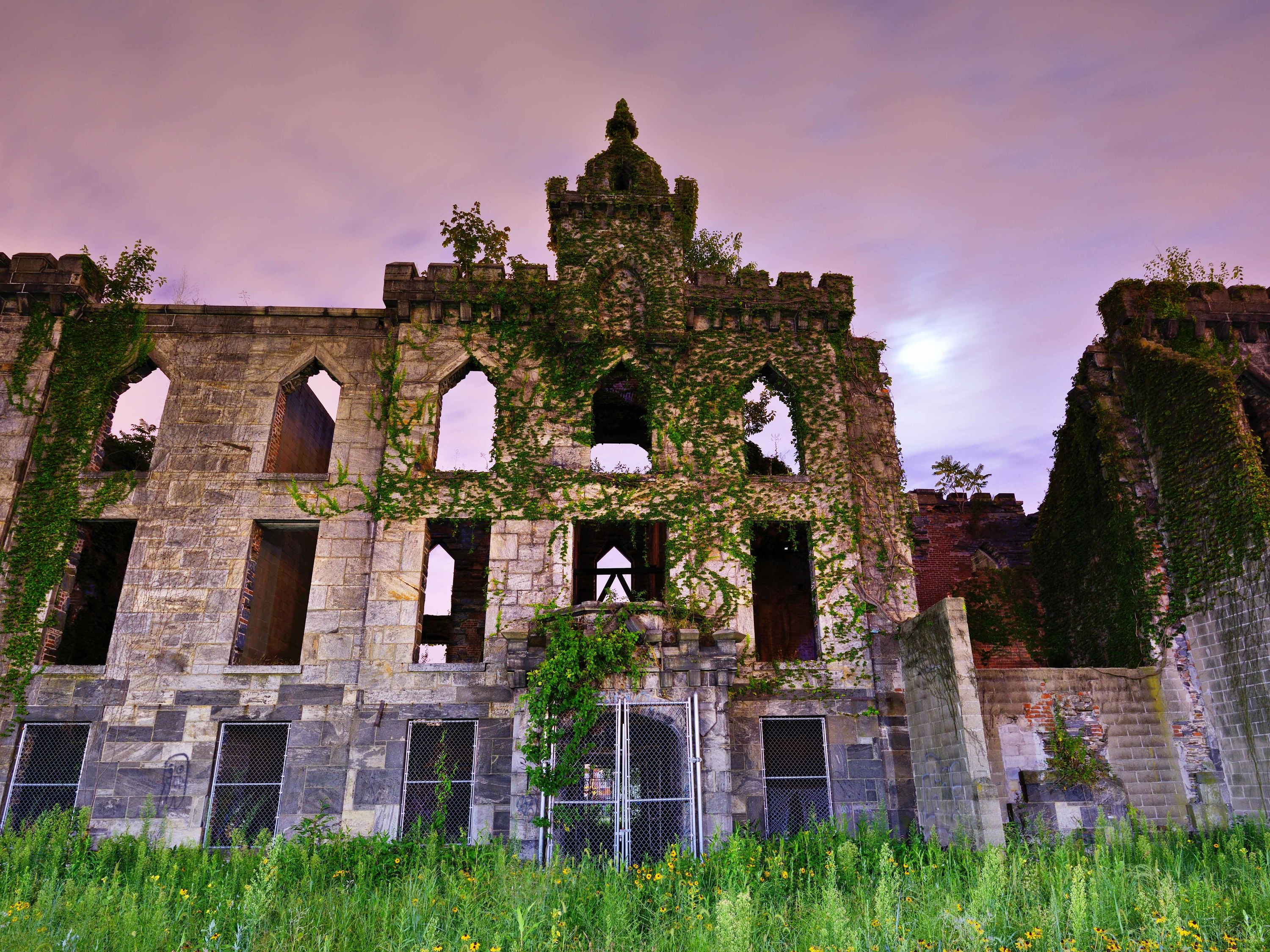 Renwick Small pox hospital roosevelt island