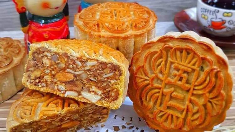 Mooncakes at Amor Desserts