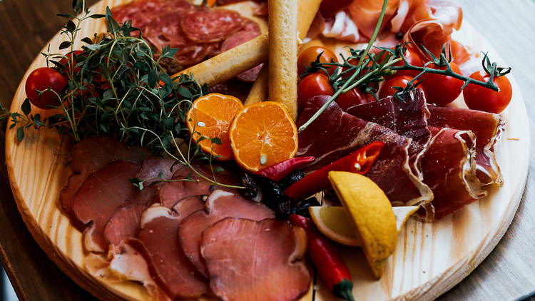 Restaurante, Bar, Wine Bar, Mariage à Trois