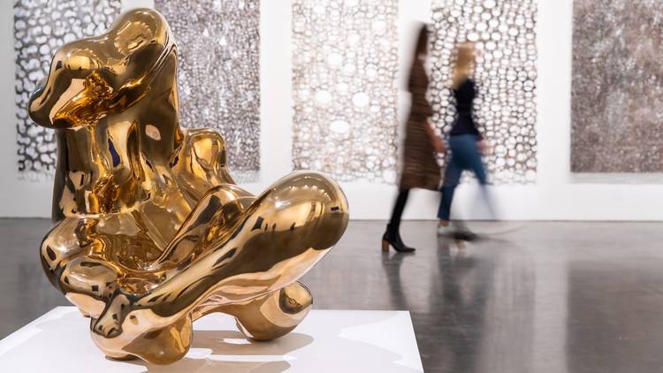 Lindy Lee's bronze, liquid-like globule sculpture 'Unnameable’