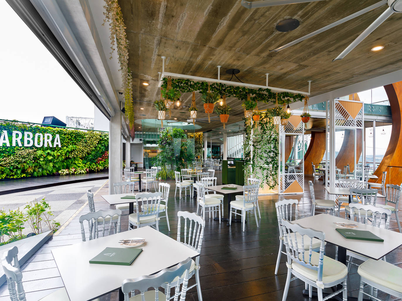 View of The Best Alfresco Restaurants and Cafés in Singapore