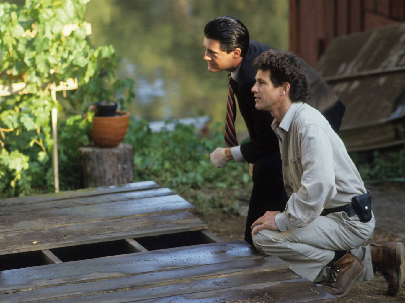 37 Best '90s TV Shows and Where to Stream Them Right Now