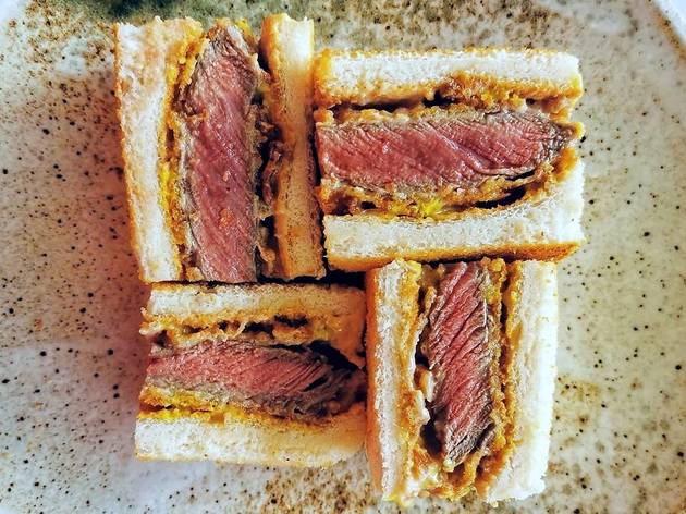 Expensive Sandoitchi sandwich Four sandwiches