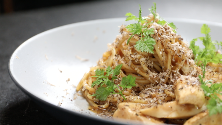 Spaghetti (creamy cep sauce)