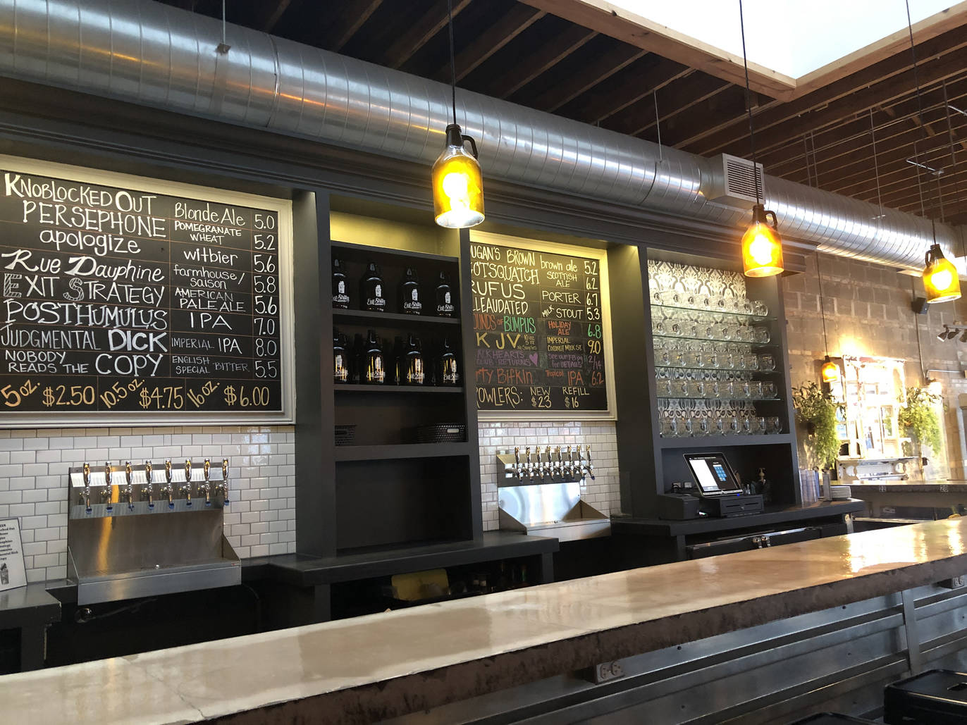 17 Suburban Chicago Breweries Where You Can Grab a Beer