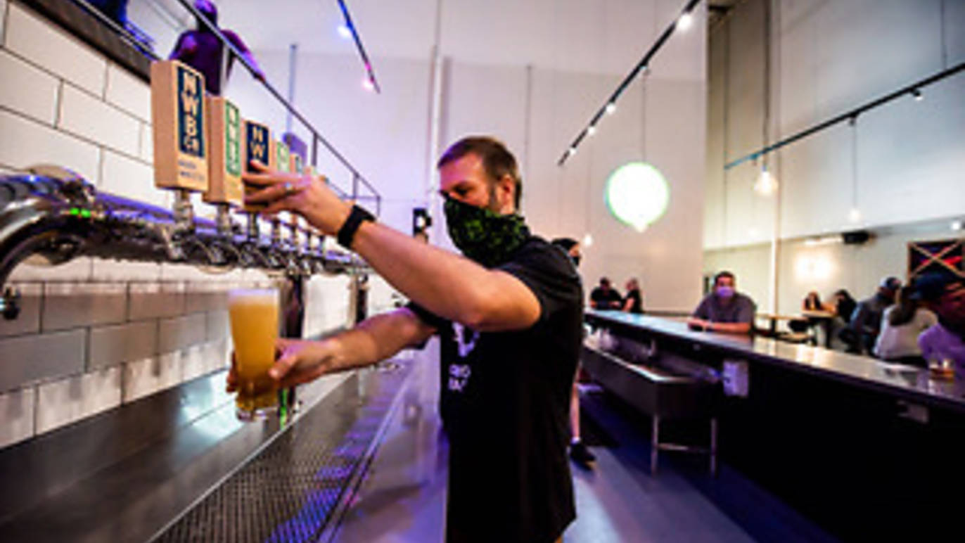 Noon Whistle Brewing Co (Lombard) Bars in Suburbs, Chicago