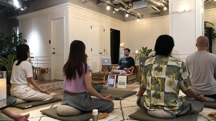 English Meditation Basic Course at Suwaru English Meditation Basic Course at Suwaru