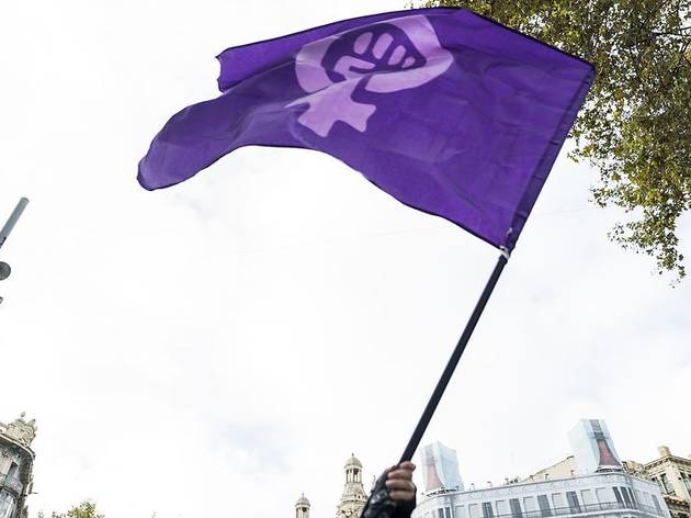Bandera reivindicativa de la lluita pels drets de les dones Bandera reivindicativa de la lluita pels drets de les dones